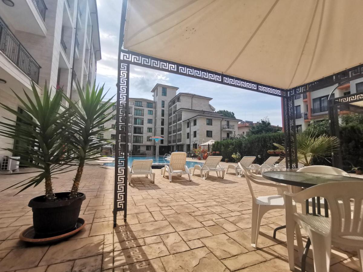 סאני ביץ' Pool Apartment Amadeus Lux מראה חיצוני תמונה