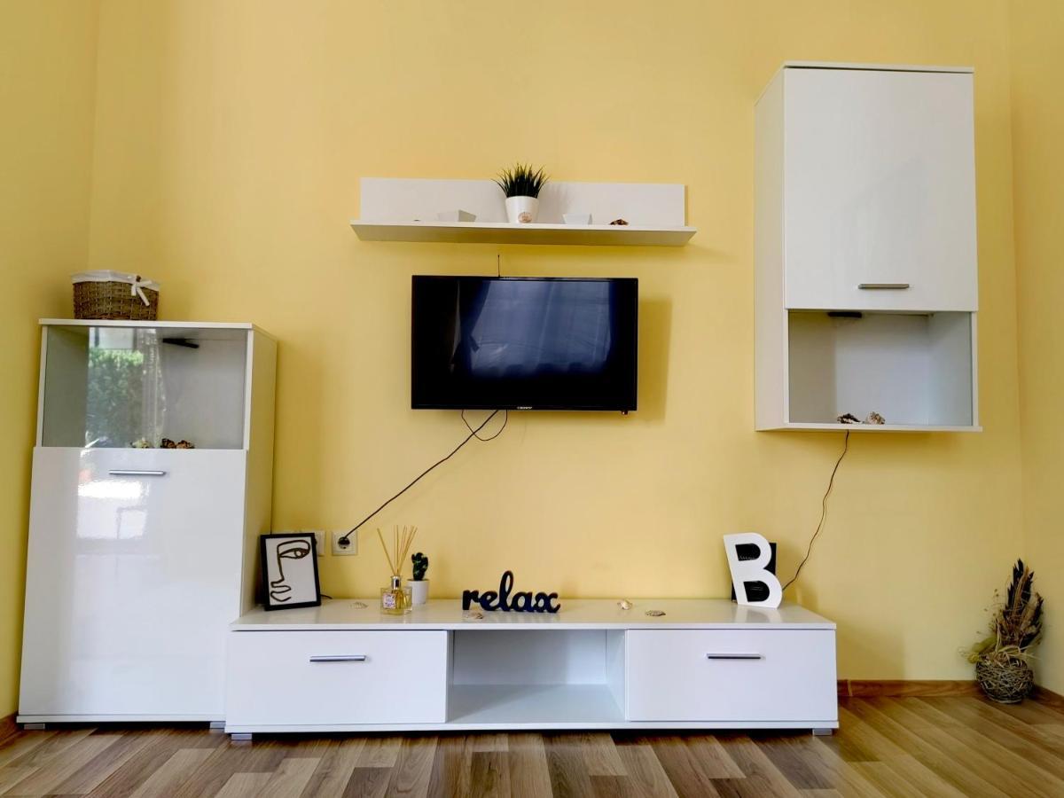 סאני ביץ' Pool Apartment Amadeus Lux מראה חיצוני תמונה
